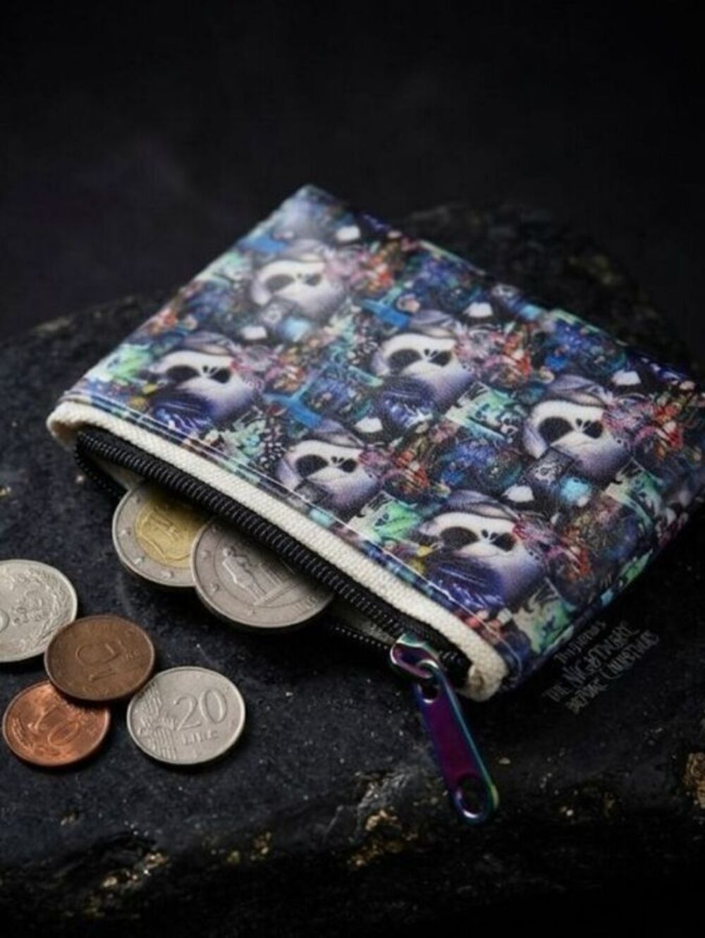 Tim burton movies Compact Zippered Coin Pouch